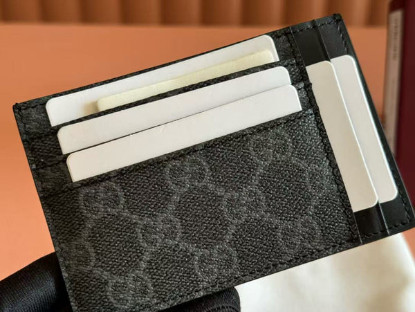 Gucci Emblem Card Holder Black Leather frabic