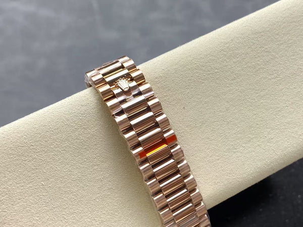 Rolex Day-Date 40 Olive Green Dial – 18K Everose Gold