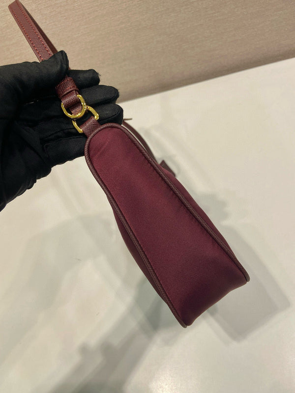 Prada Re-Edition 2005 Re-Nylon bag Burgundy Recycled polyamide