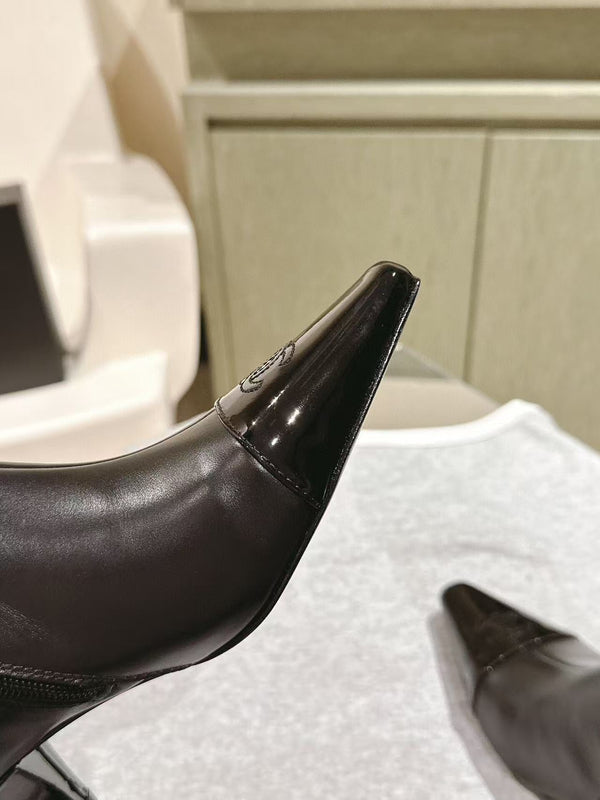 CC Knee-High Pointed Toe Chunky Heel Boots 50mm Black Sheepskin