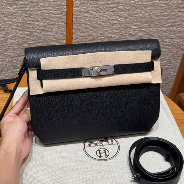 Hm Kelly Depeches Pouch 25 Pouch Black Cowhide Sliver Hardware