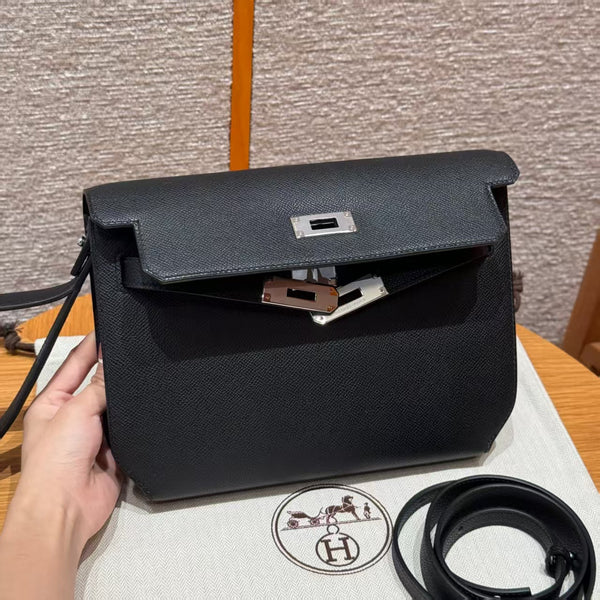 Hm Kelly Depeches Pouch 25 Pouch Black Cowhide Sliver Hardware