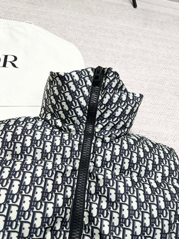 CD Alps Belted Puffer Vest Black White Polyester