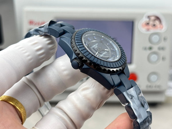 J12 33MM BLEU SAPPHIRE BEZEN BLUE CERAMIC STEEL