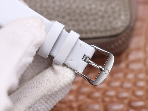 DE VILLE PRESTIGE 32 STEEL WHITE DIAL