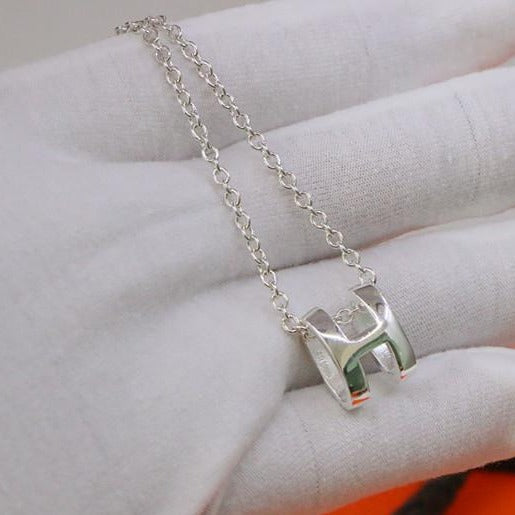 COLLANA HM LETTERA H SERIE OVALE
