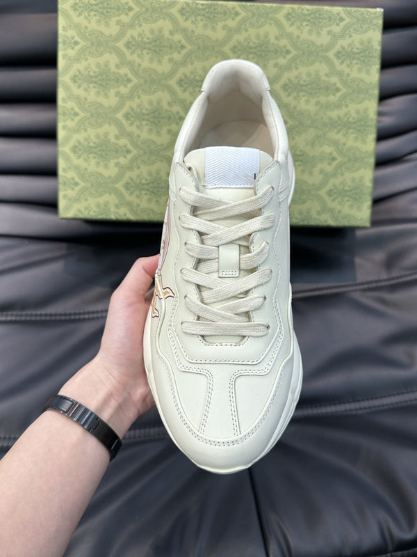 SNEAKERS GG RHYTON IN PELLE CON LOGO ROSA