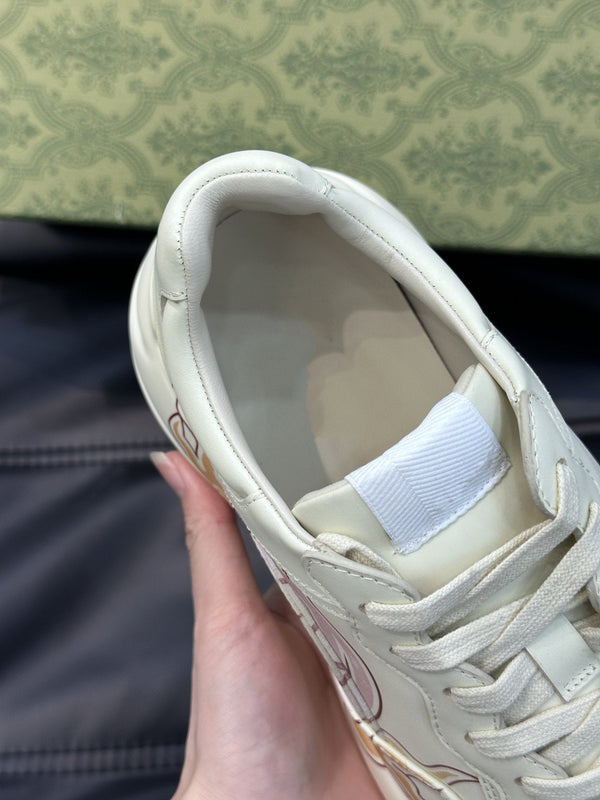 SNEAKERS GG RHYTON IN PELLE CON LOGO ROSA