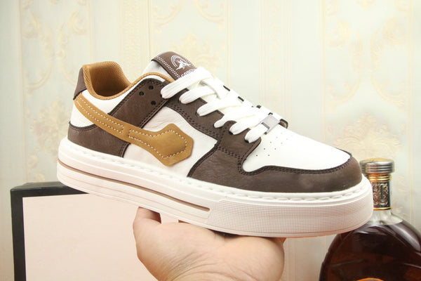 GG SCHIUMA LEGGERA MARRONE PELLE BIANCA