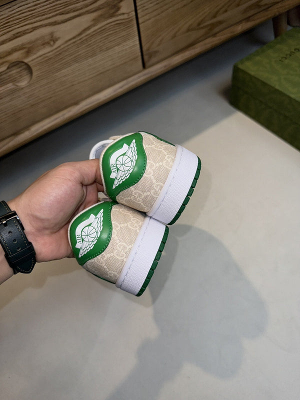 GG LOW TRAVIS VERDE PELLE BIANCA