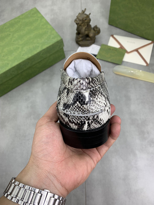 MOCASSINO GG DA UOMO IN PELLE DI PITONE MARRONE