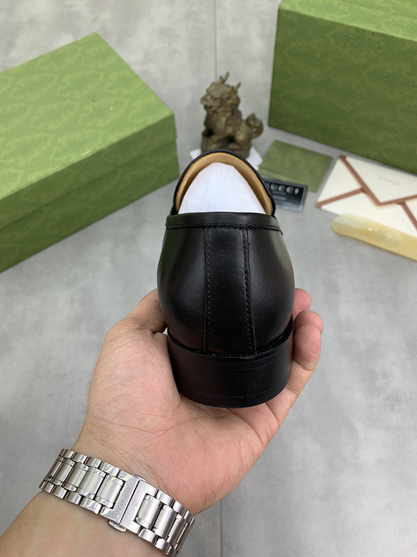 MOCASSINO UOMO GG IN PELLE DI VACCA NERA