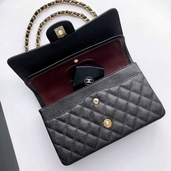 CC CLASSIC FLAP 25CM BLACK CAVIAR GOLD HARDWARE