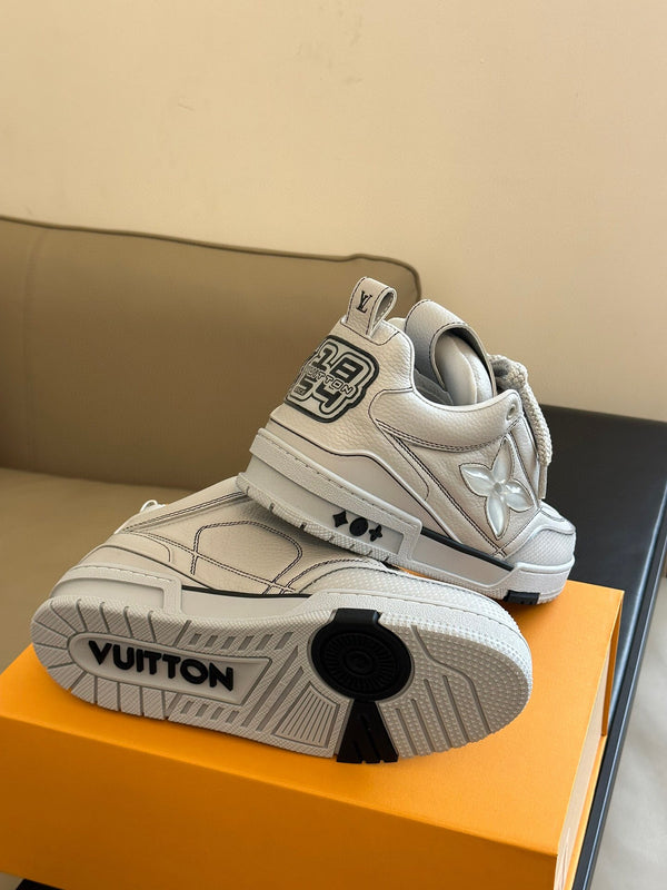 Sneaker da skate LV in pelle di vacchetta e tessuto a rete bianco sporco