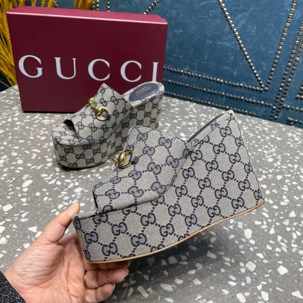 GC 25 Wedge With Horsebit Sandal Beige and Navy Blue Canvas 291031