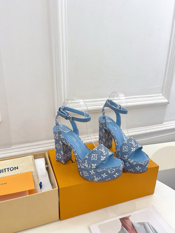 Sandali con plateau e cinturino in denim monogramma blu LV da 110 mm