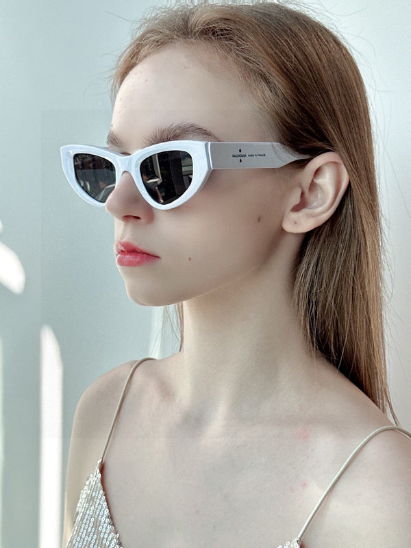 Balenciaga Sunglasses 558327