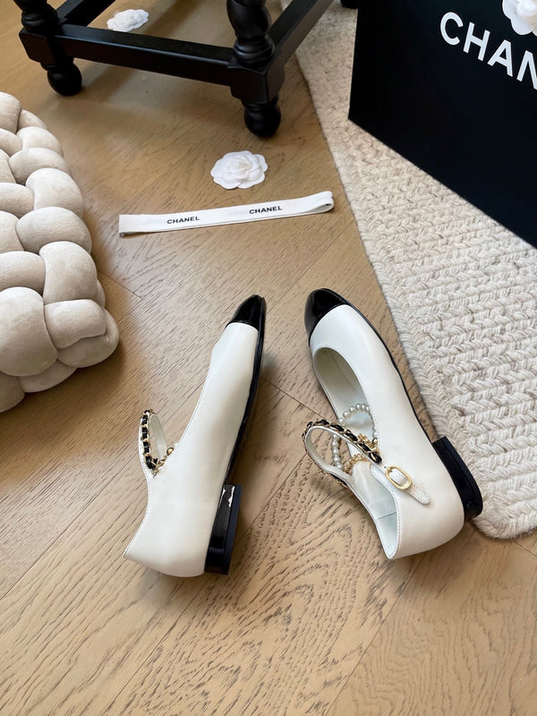 CC 25 Pearls Mary Jane Shoes White Black Lambskin & Calfskin 399019