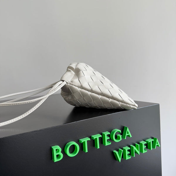 BV Small Dustbag 21cm White Intrecciato Calfskin Leather