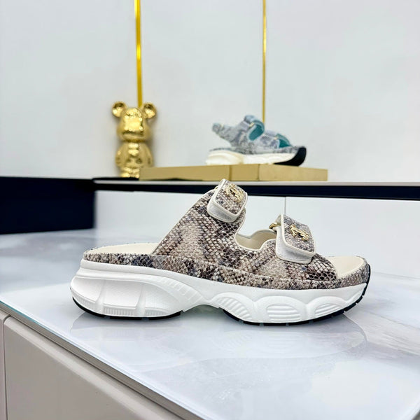 CC 25 Mules Sandals Mutilcolor Pearlescent Sheepskin 312947