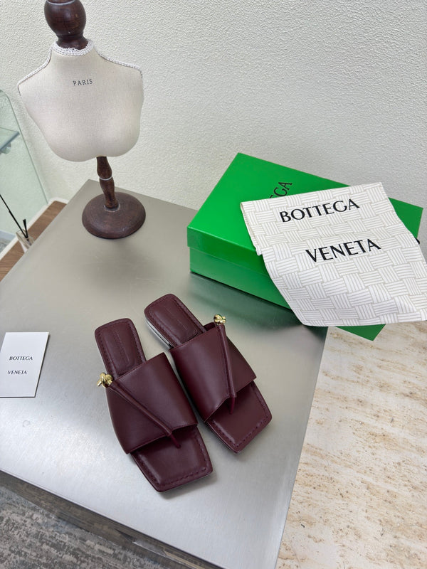 BV 25s Solstice Flat Thong Calfskin GHW