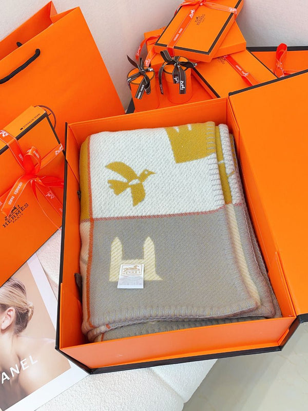 HM Avalon Epopee Blanket Jaune Wool Cashmere