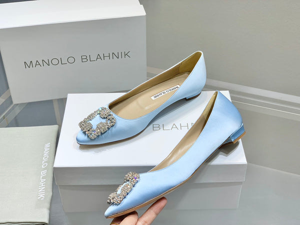 Manolo Diamond Buckle Pumps Baby Blue Silk 327501