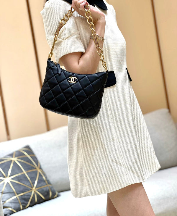 CC 23A Advanced Handicraft24cm Black Sheepskin Light GHW