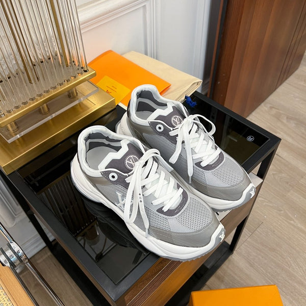 SNEAKER LV RUN 55 GRIGIO SCURO