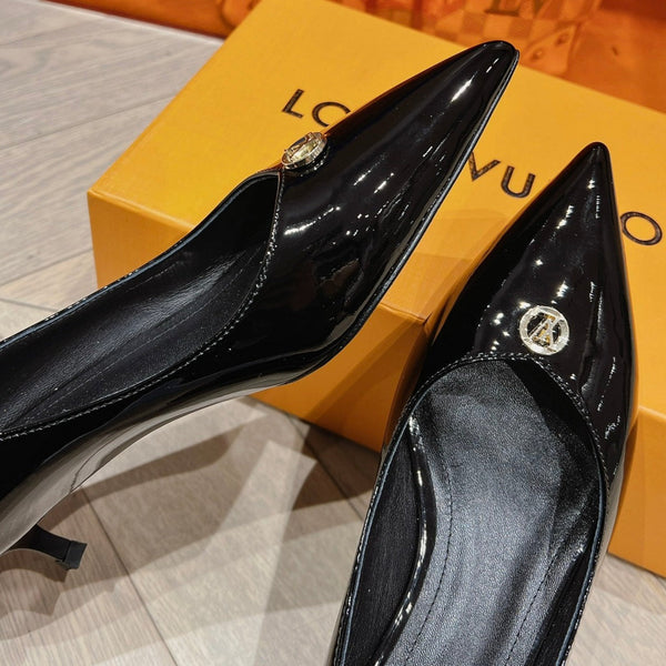 DÉCOLLETÉ LV CON TACCO BASSO NERO LUCIDO