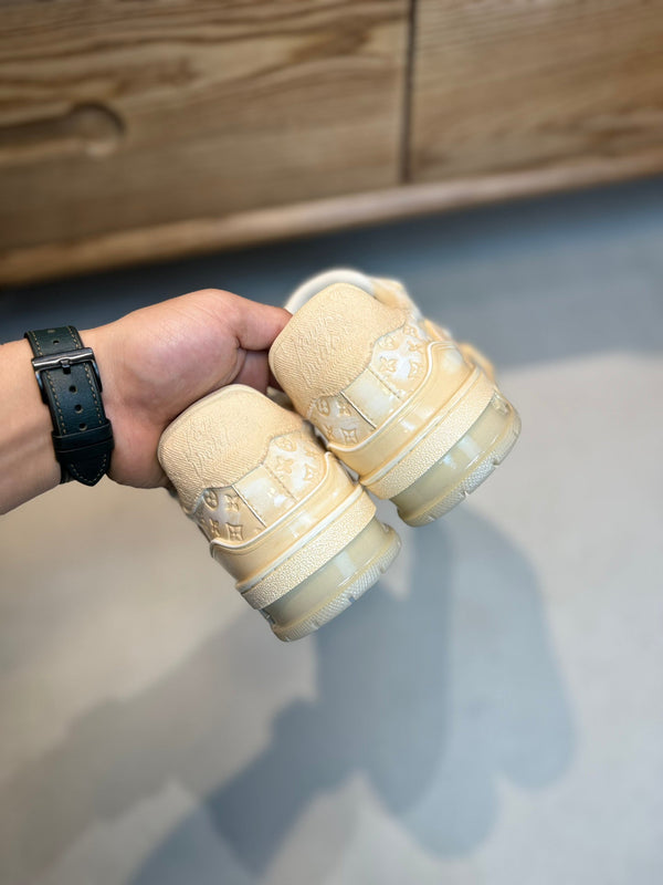 LV TRAINER MONOGRAM DENIM WHITE BEIGE SNEAKE