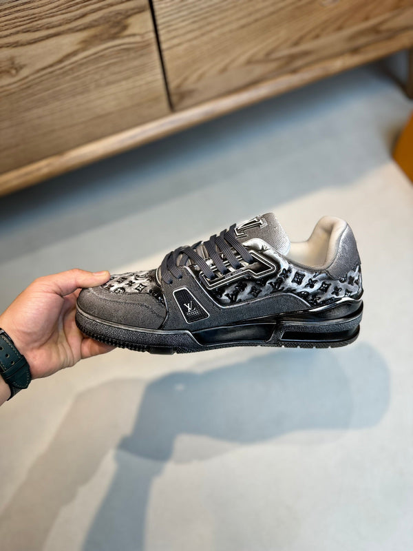 LV TRAINER MONOGRAM DENIM BIANCO NERO SNEKER