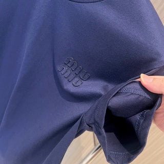T-shirt in cotone con logo ricamato e lettera Miu Miu