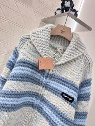 Miumiu 25 Maglione con cerniera e revers Cardigan in lana