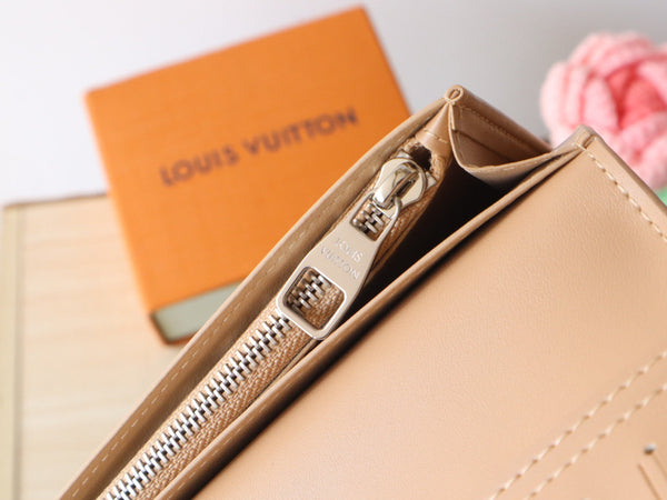 LV Brazza Wallet Monogram Grained Taurillon Cowhide