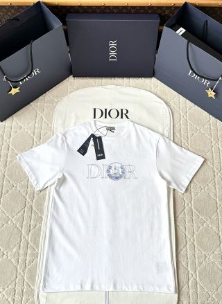 CD 25 Embroidered Grass Cat Short Sleeve cotton