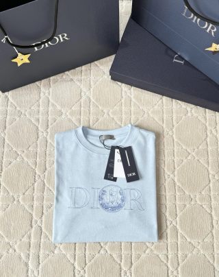 CD 25 Embroidered Grass Cat Short Sleeve cotton