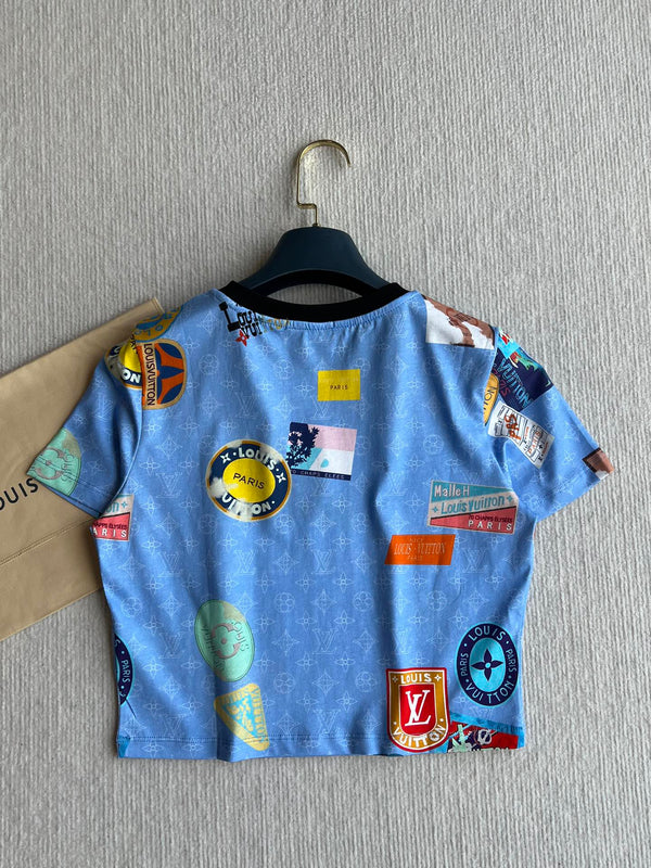 LV 25 Print Contrast Color Threaded Edge Collar T-shirt White Blue Cotton