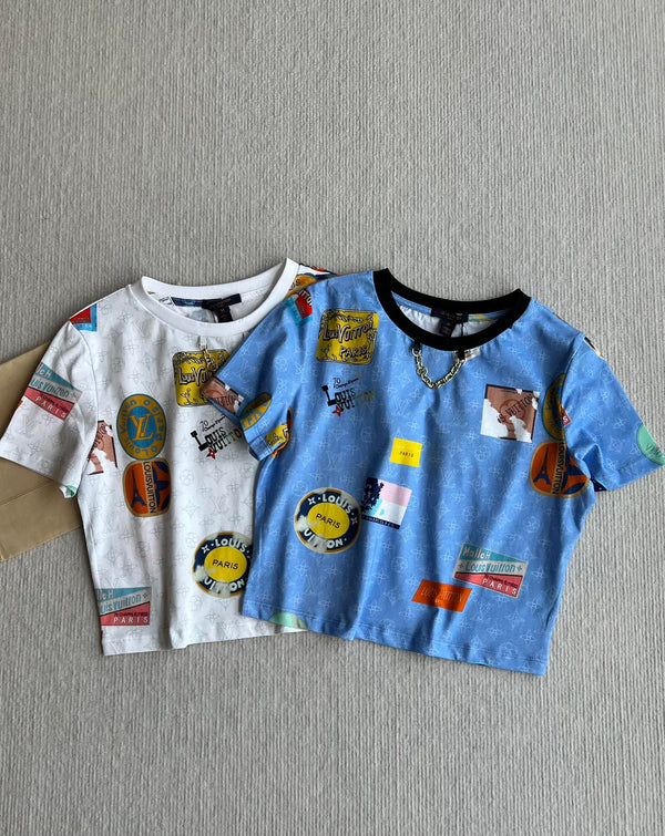 LV 25 Print Contrast Color Threaded Edge Collar T-shirt White Blue Cotton