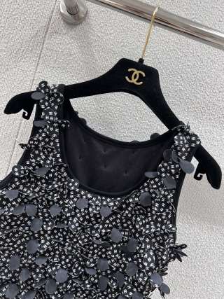 CC 25 Flower Vest Polyester Fiber