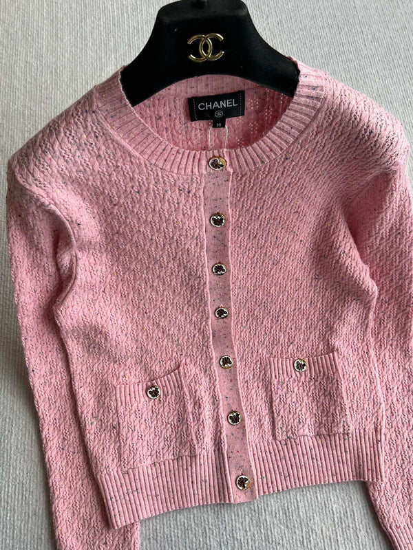 CC 25A Classic Round Neck Floral Wool Cardigan In Pink 275515