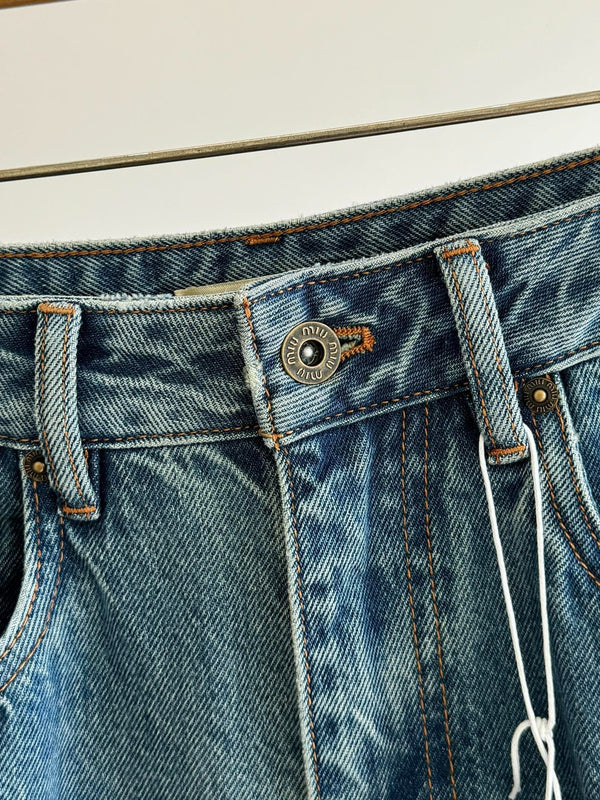 MIUMIU JEANS STYLE 374