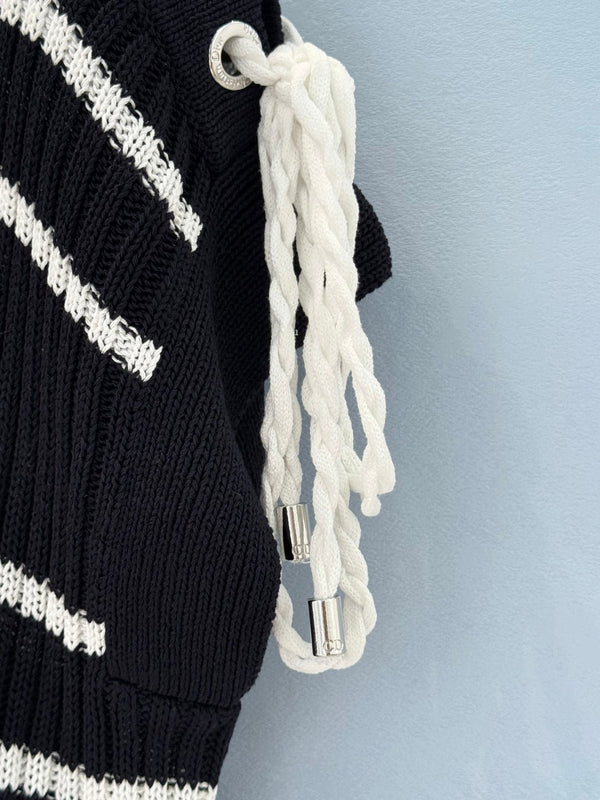 CD 25 Maglia a righe monospalla a maniche corte in maglia di cotone nero