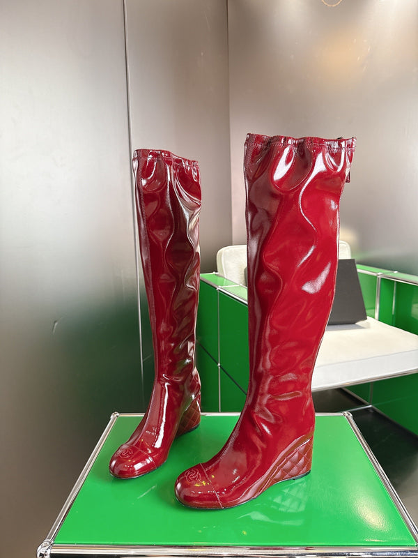Chanel High-Top Boots Platform Heel 7cm Burgundy Glossy Leather 507532