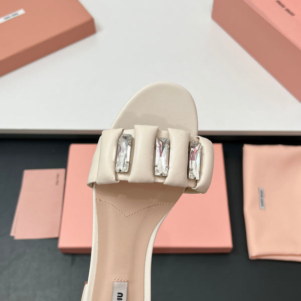 Miu Slipper 10mm con diamanti in pelle beige 223451
