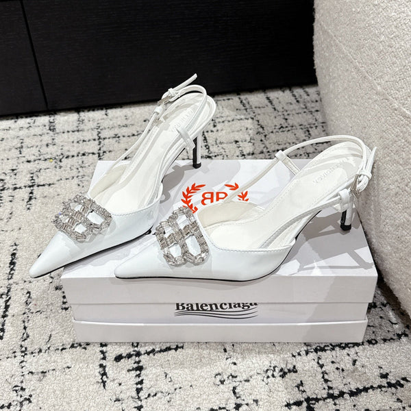 POINTED HIGH SLINGBACK IN WHITE PATENT CALFSKIN WITH CRYSTAL BUCKLE