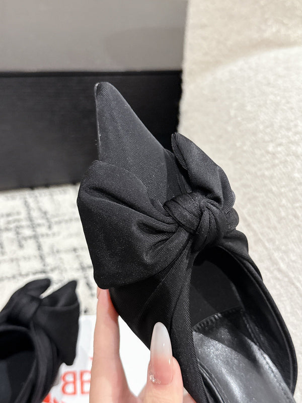 KNIFE LAVALIÈRE 45MM MULE IN BLACK NYLON JERSEY