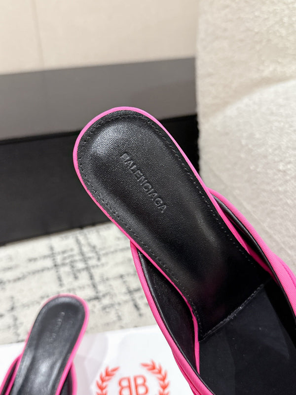 KNIFE LAVALIÈRE 45MM MULE IN BRIGHT PINK NYLON JERSEY