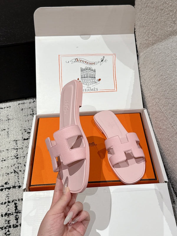 HM 25 Oran Sandal Light Pink Epsom