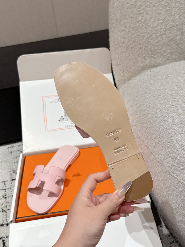 HM 25 Oran Sandal Light Pink Epsom